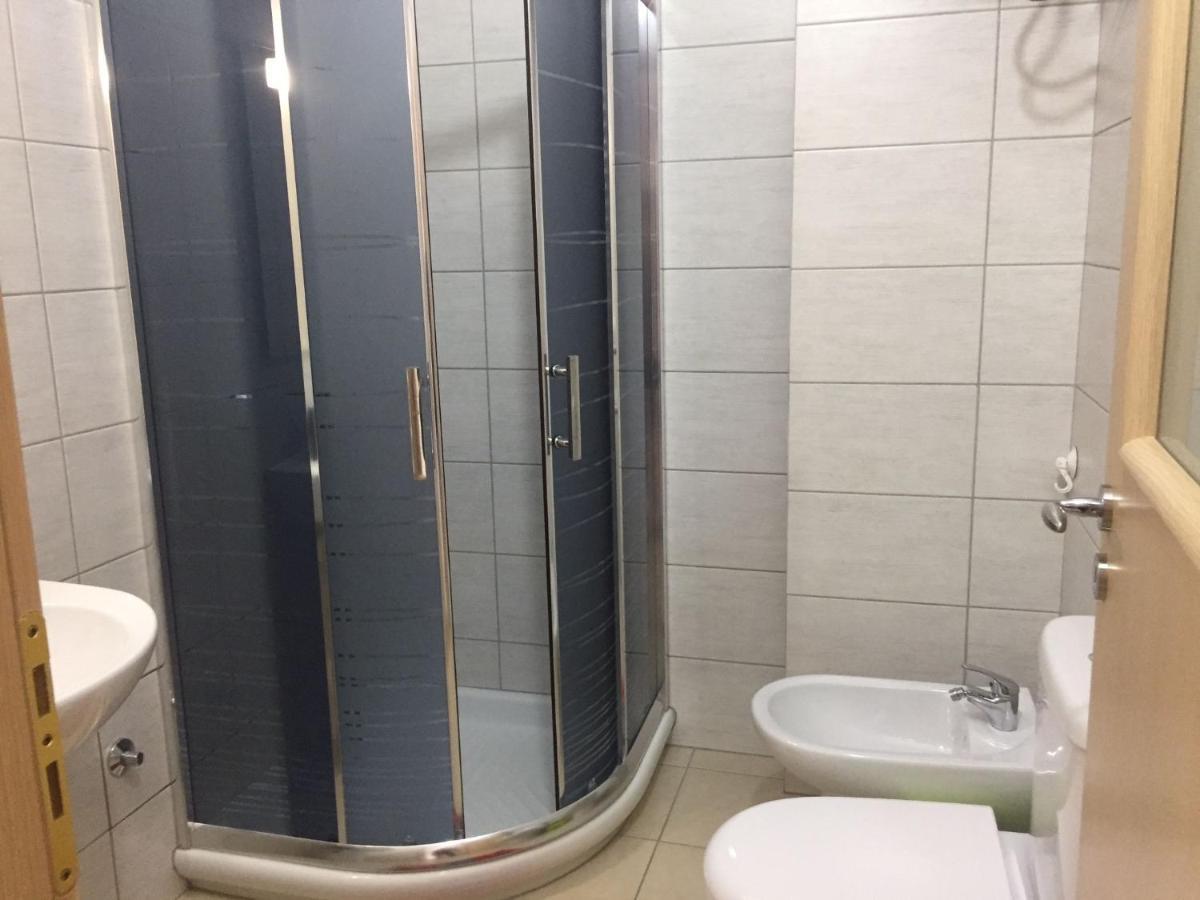 Appartamento Con Vista Mare Vlore Bagian luar foto